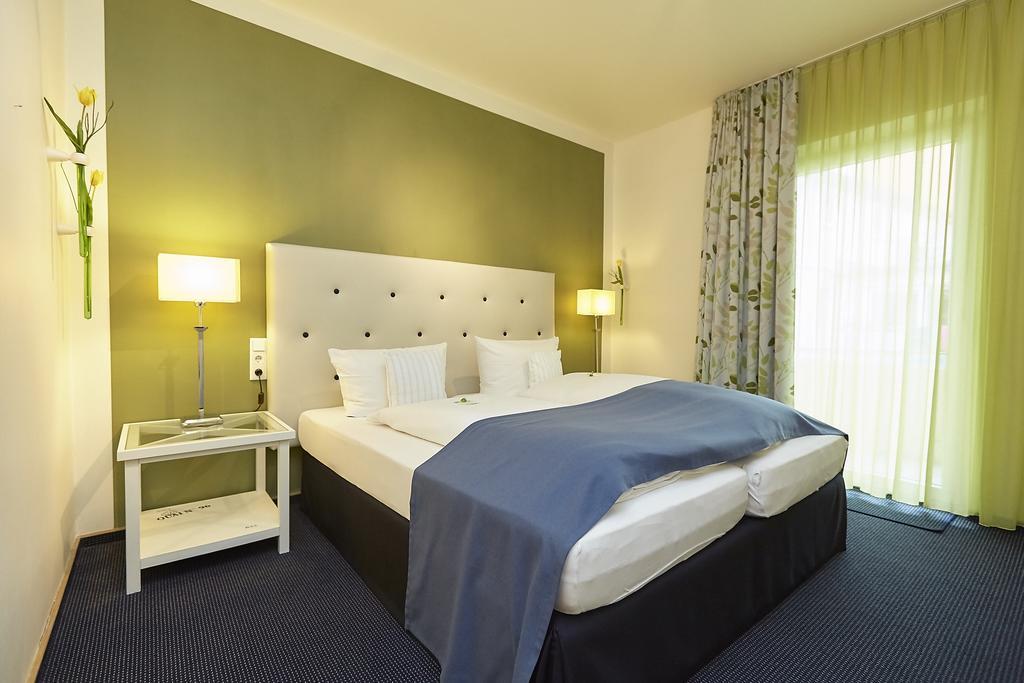 Flair Hotel Zum Storchen Bad Windsheim Eksteriør bilde